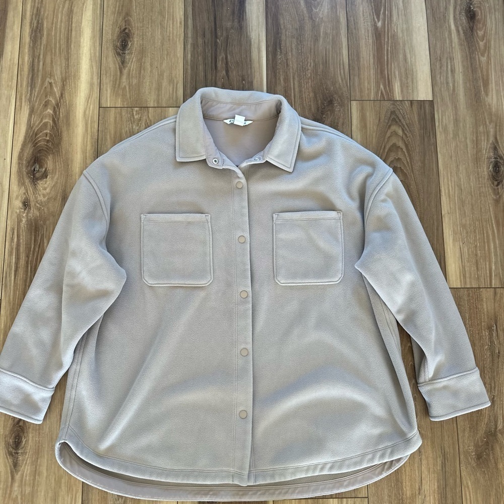 Athleta women’s Fleece button down Jacket size XL
